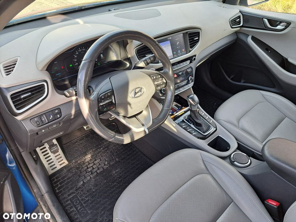 Hyundai IONIQ Hybrid Platinum - 5
