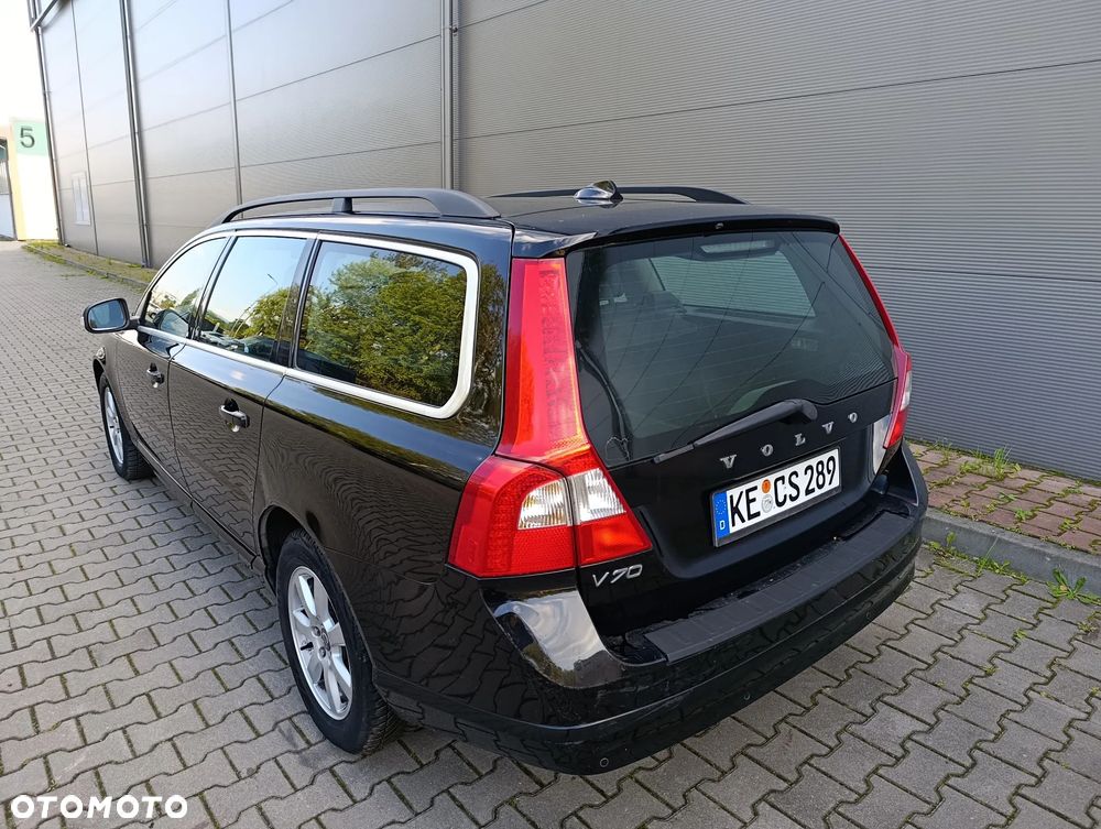 Volvo V70 2.5T Momentum - 23