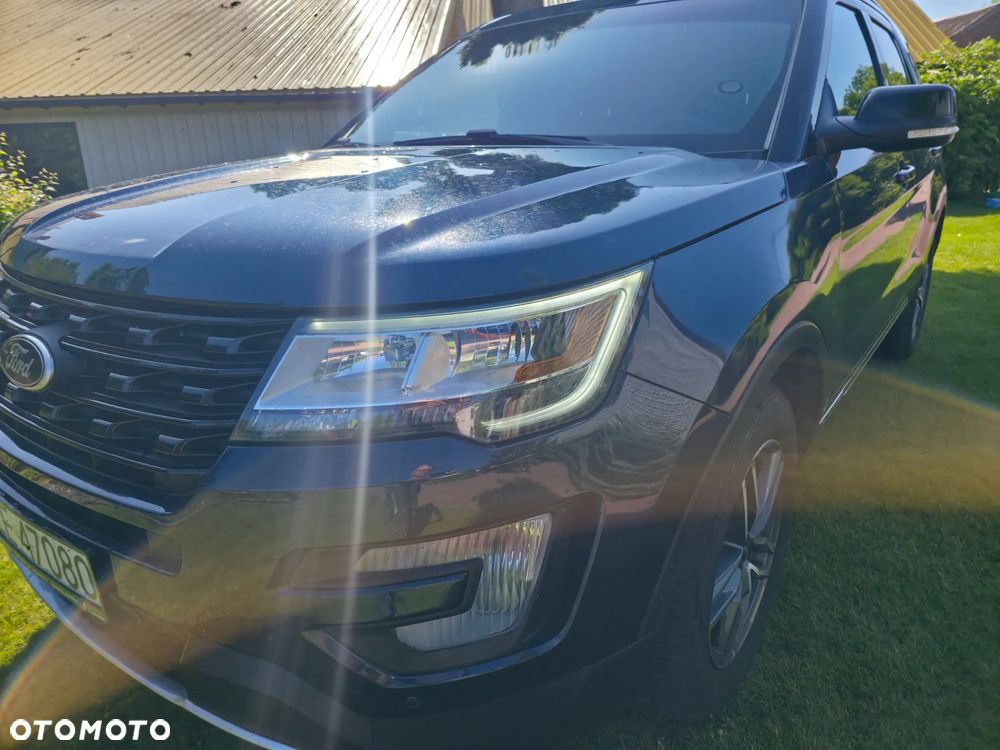 Ford Explorer - 4