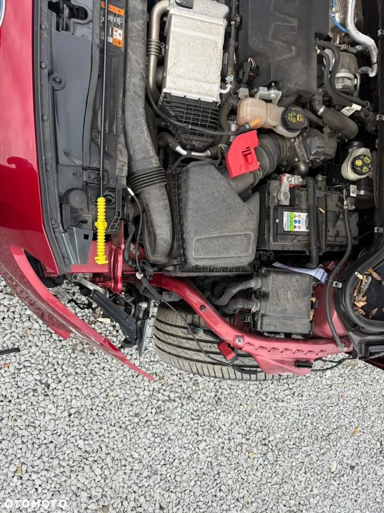 Ford Focus 2.0 EcoBlue STart-Stopp-System TITANIUM - 16