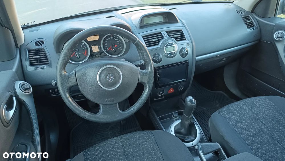 Renault Megane 1.6 Avantage - 15