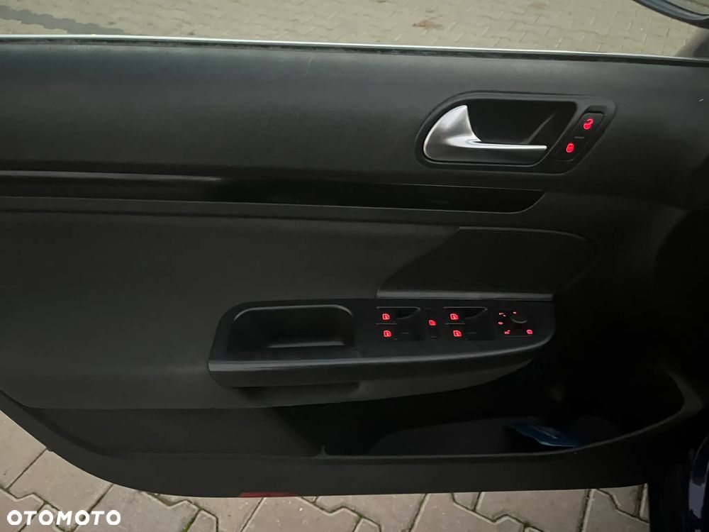 Volkswagen Golf 1.2 TSI BlueMotion Technology Comfortline - 26