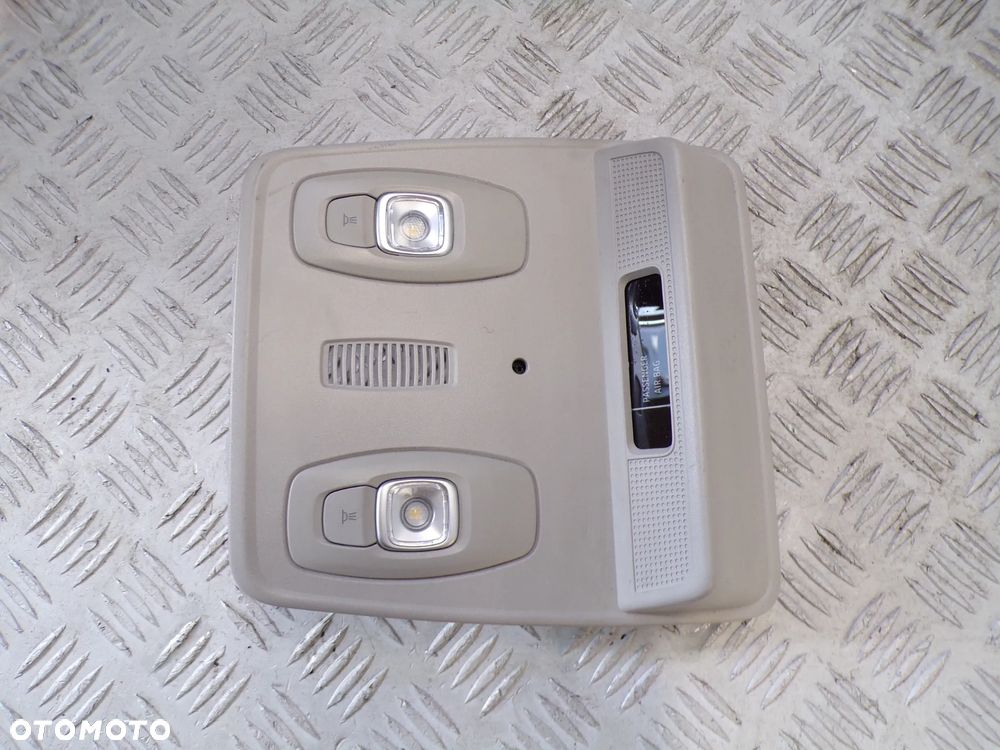 LAMPKA PODSUFITKI OŚWIETLENIE KABINY RENAULT ZOE I LIFT / II - 1