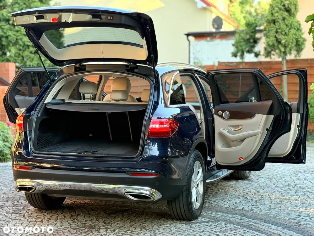 Mercedes-Benz GLC - 35