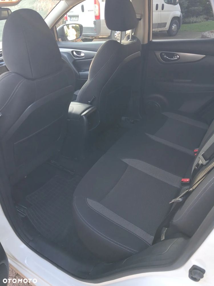 Nissan Qashqai 1.3 DIG-T N-WAY - 10