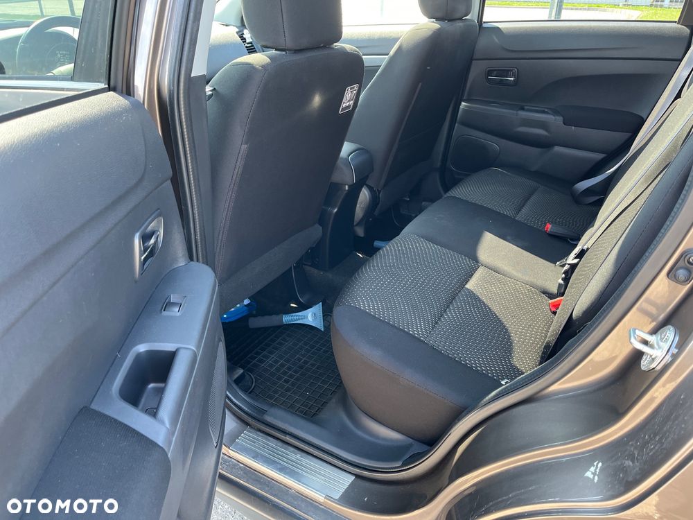 Mitsubishi ASX 1.6 Active - 14