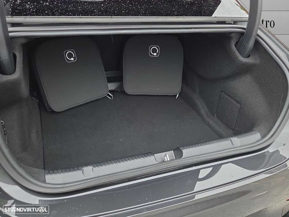 Mercedes-Benz EQE 300 Edition - 24