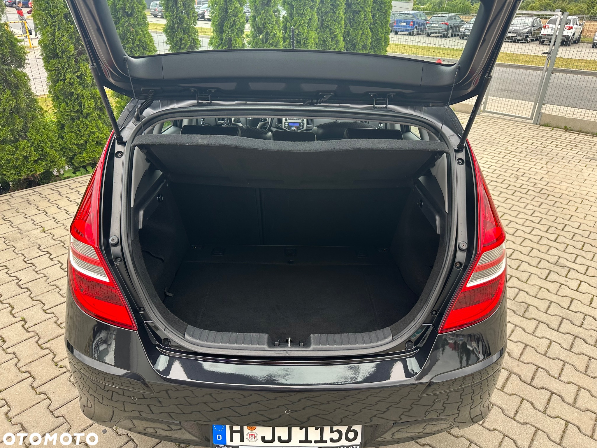 Hyundai i30 1.4 FIFA WM Edition - 12