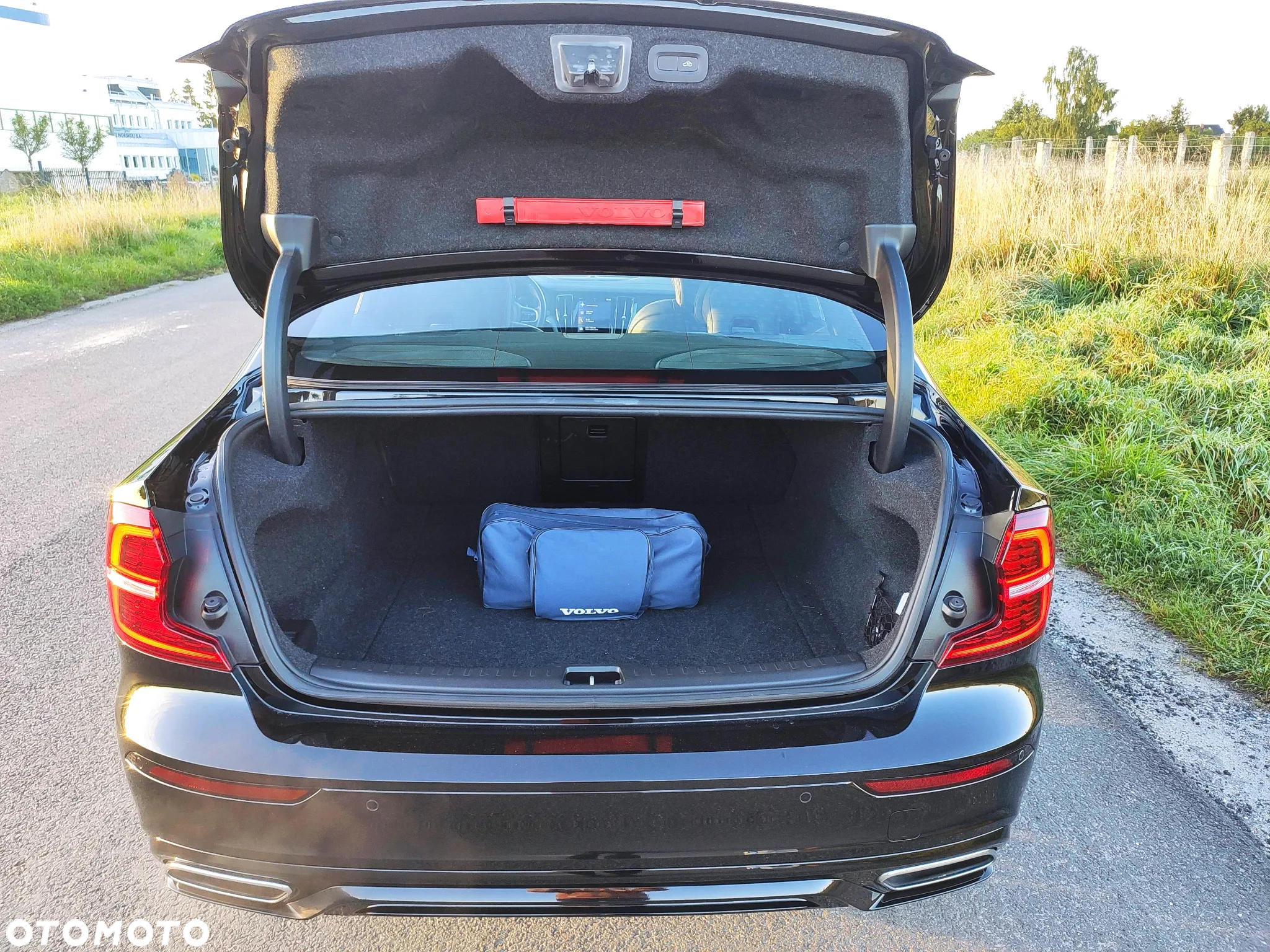 Volvo S60 T8 AWD Plug-In Hybrid Polestar Engineered - 31