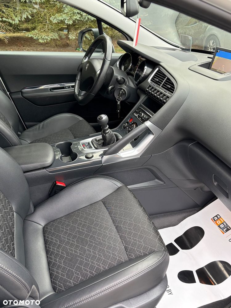 Peugeot 3008 2.0 HDi Premium+ - 25