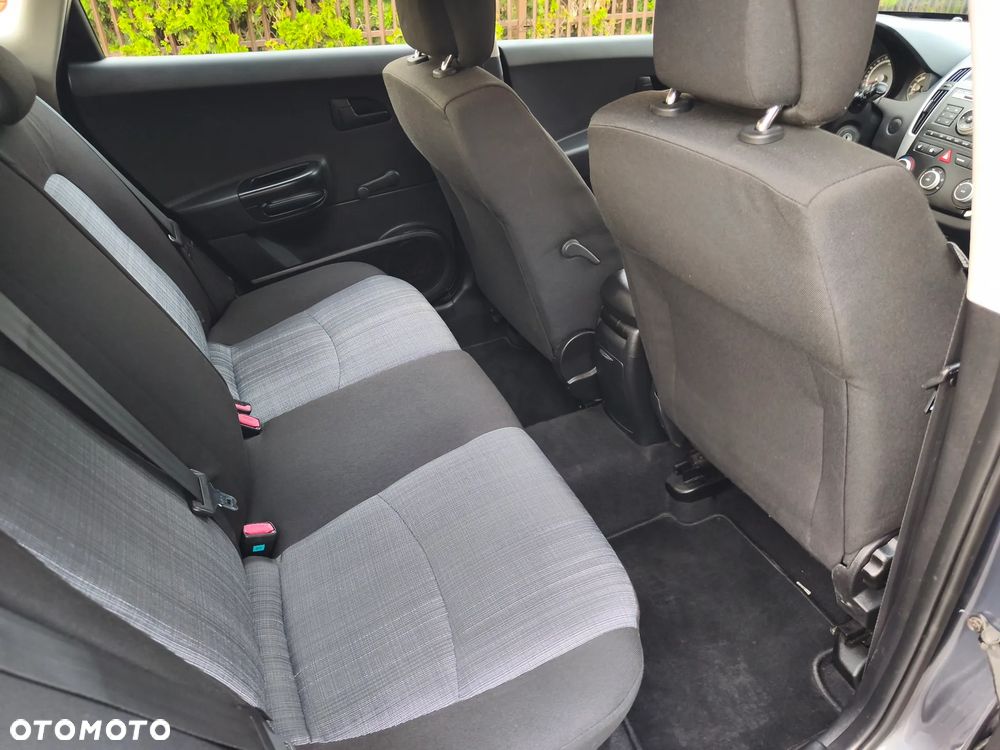Kia Ceed 1.4 CVVT LX Basis - 33