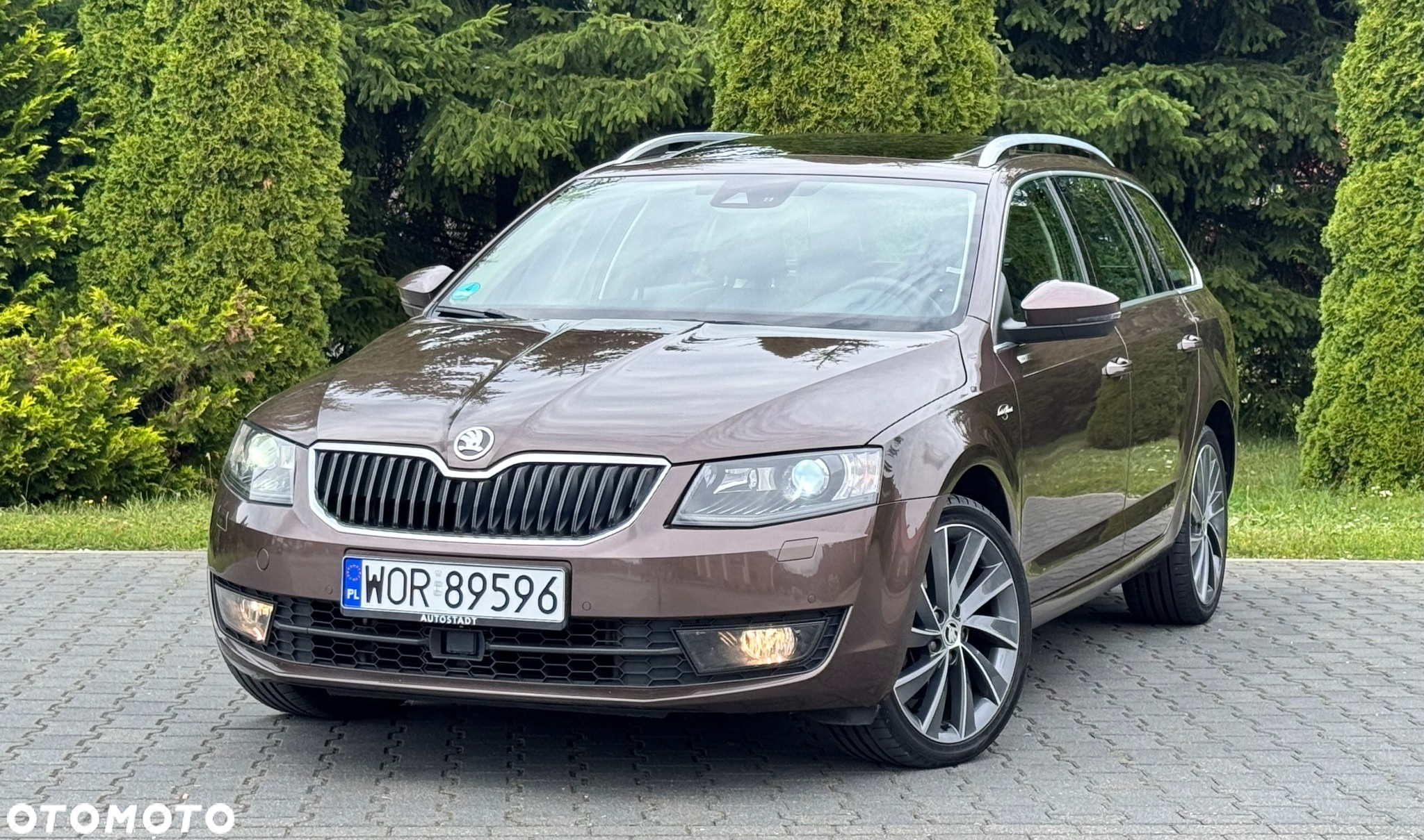 Skoda Octavia 1.8 TSI DSG L&K - 8