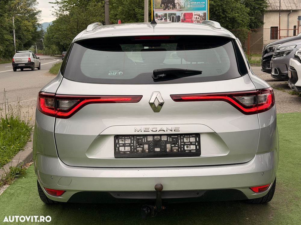 Renault Megane - 11