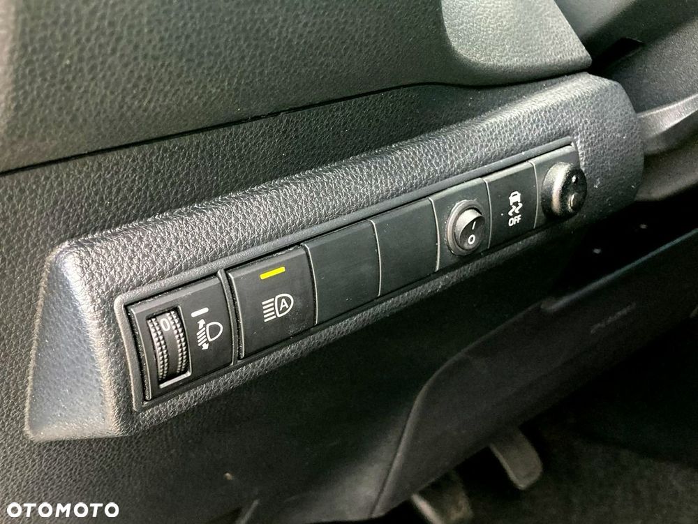 Toyota Corolla 1.2 T Comfort - 28