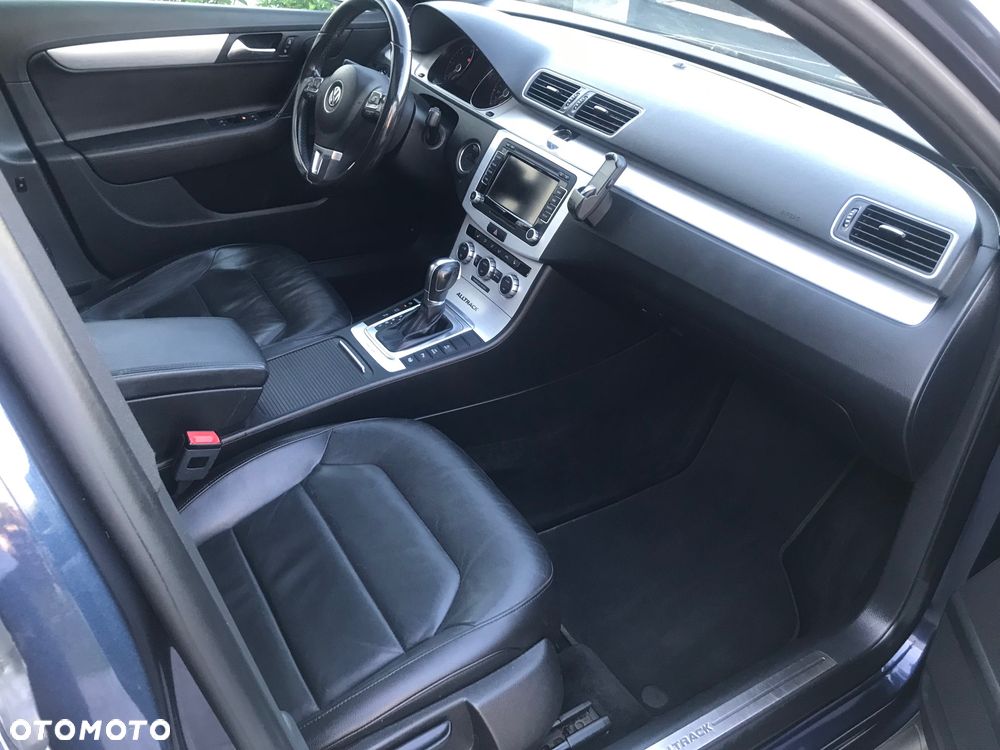 Volkswagen Passat 2.0 TDI Comfortline DSG - 20