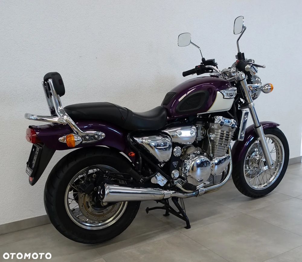 Triumph Adventurer - 5