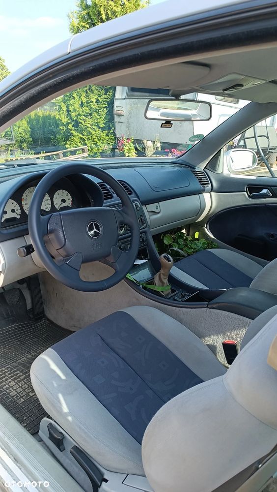 Mercedes-Benz CLK 200 - 6
