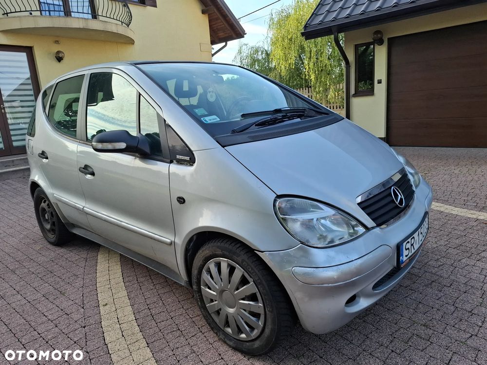 Mercedes-Benz CLA - 2