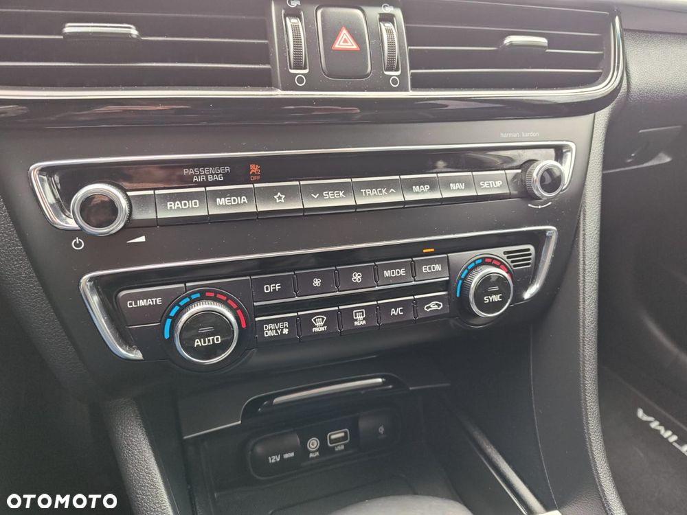 Kia Optima Plug-in Hybrid - 24