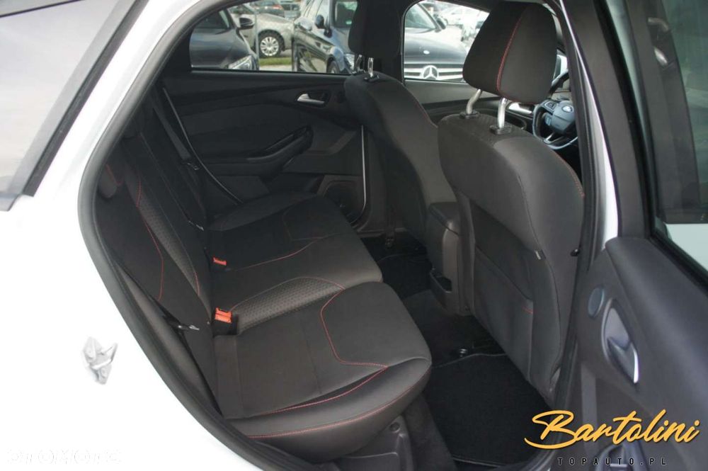 Ford Focus - 21