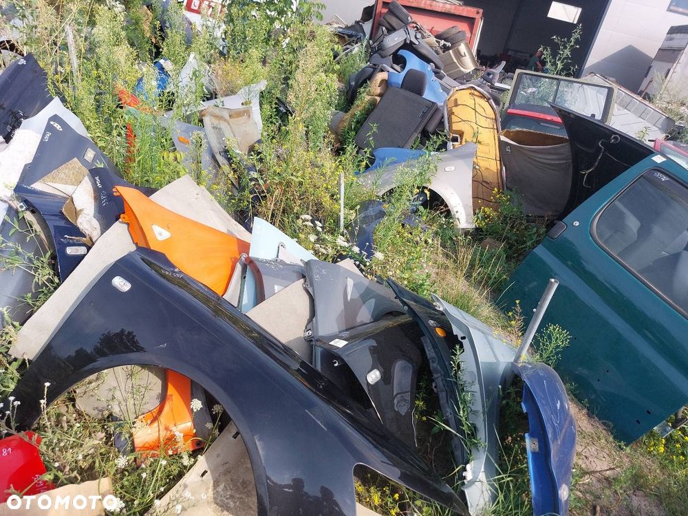 BŁOTNIK PRAWY PRZÓD AUDI A6 C6 LZ9W - 9