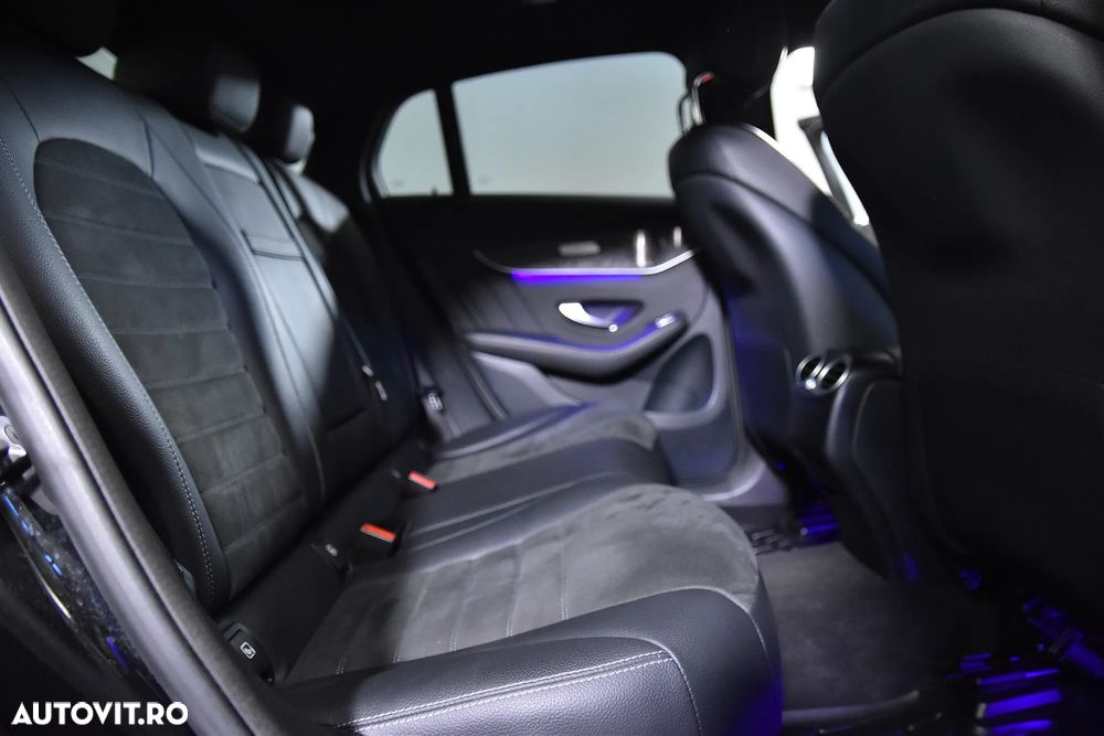 Mercedes-Benz GLC Coupe 300 e 4MATIC - 13
