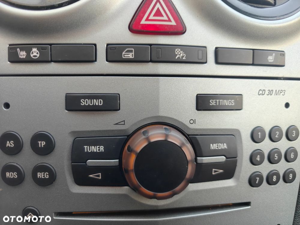 Opel Corsa 1.4 16V Innovation 110 Jahre - 22