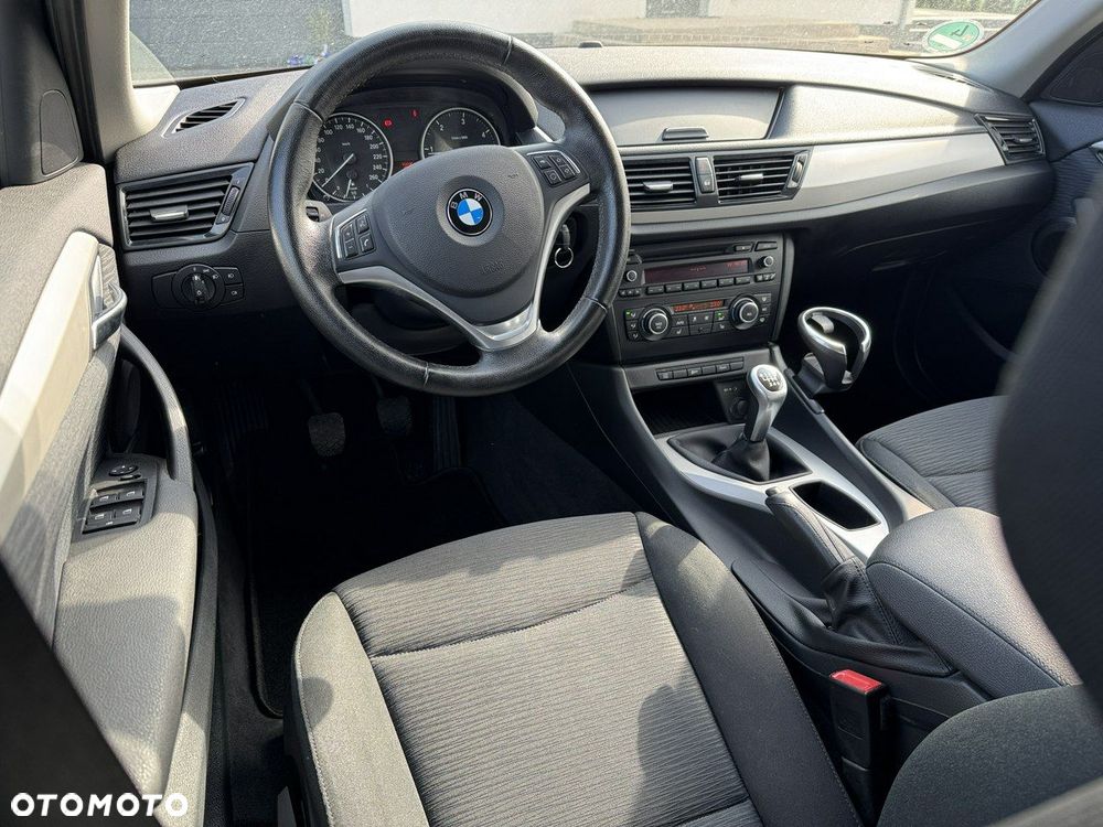 BMW X1 sDrive18d xLine - 7