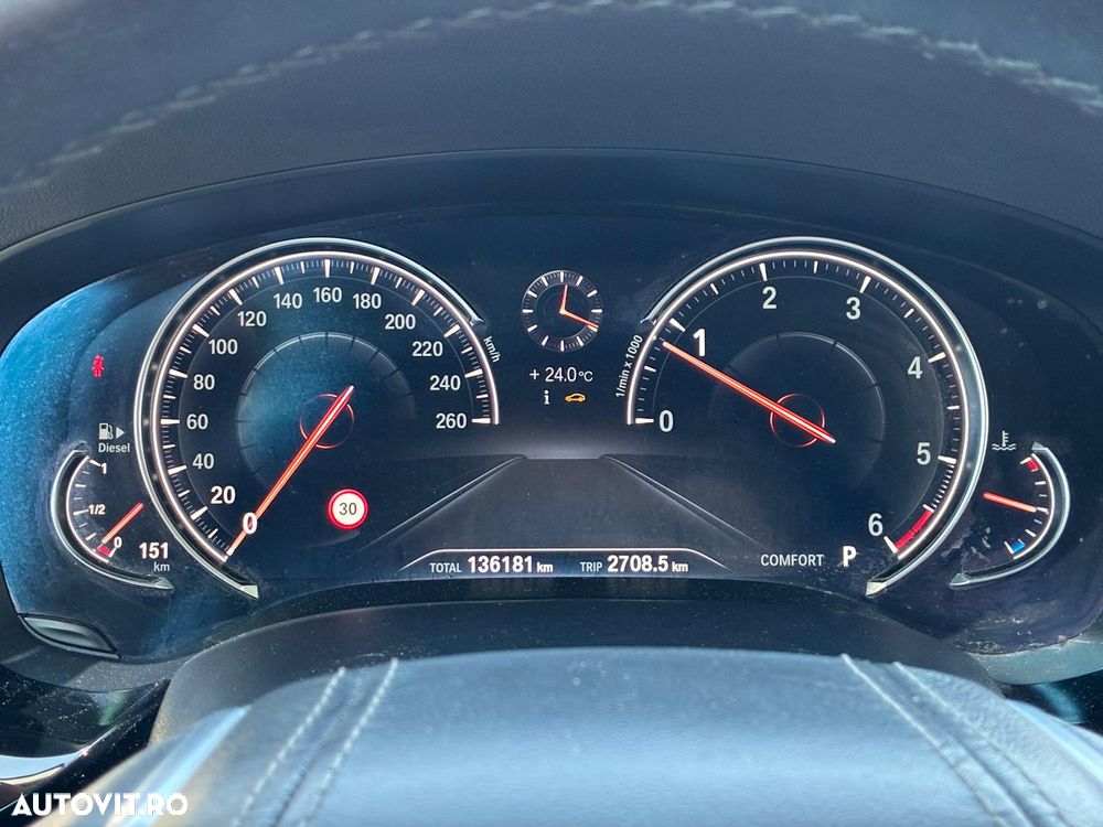 BMW Seria 5 520d xDrive AT - 20