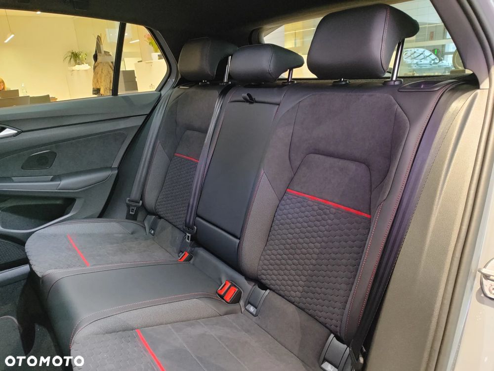 Volkswagen Golf VIII 2.0 TSI GTI Clubsport DSG - 26