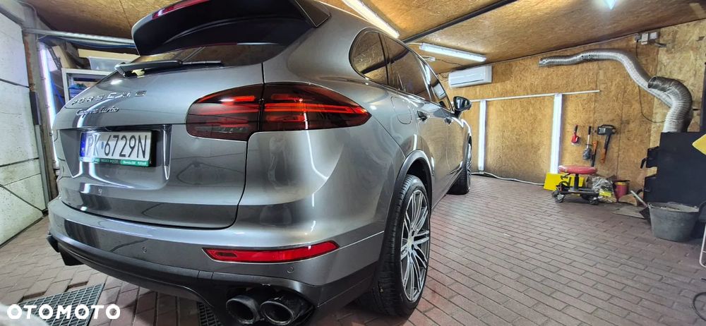 Porsche Cayenne - 29