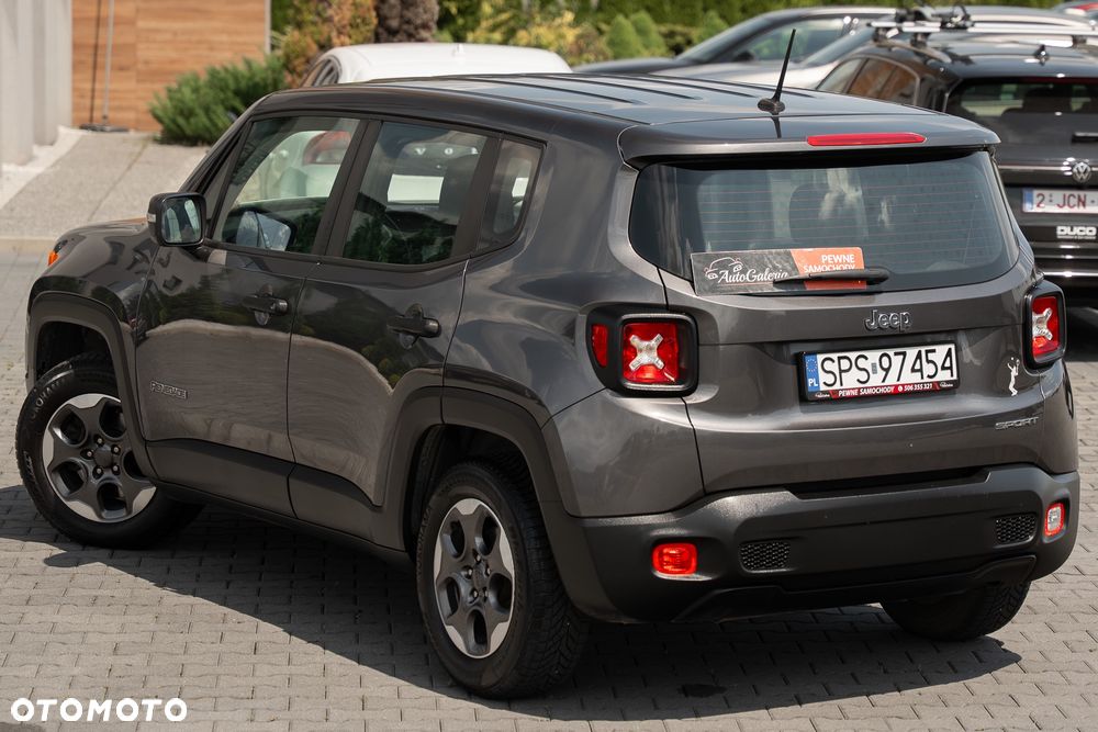 Jeep Renegade 1.6 E-TorQ Sport FWD - 16