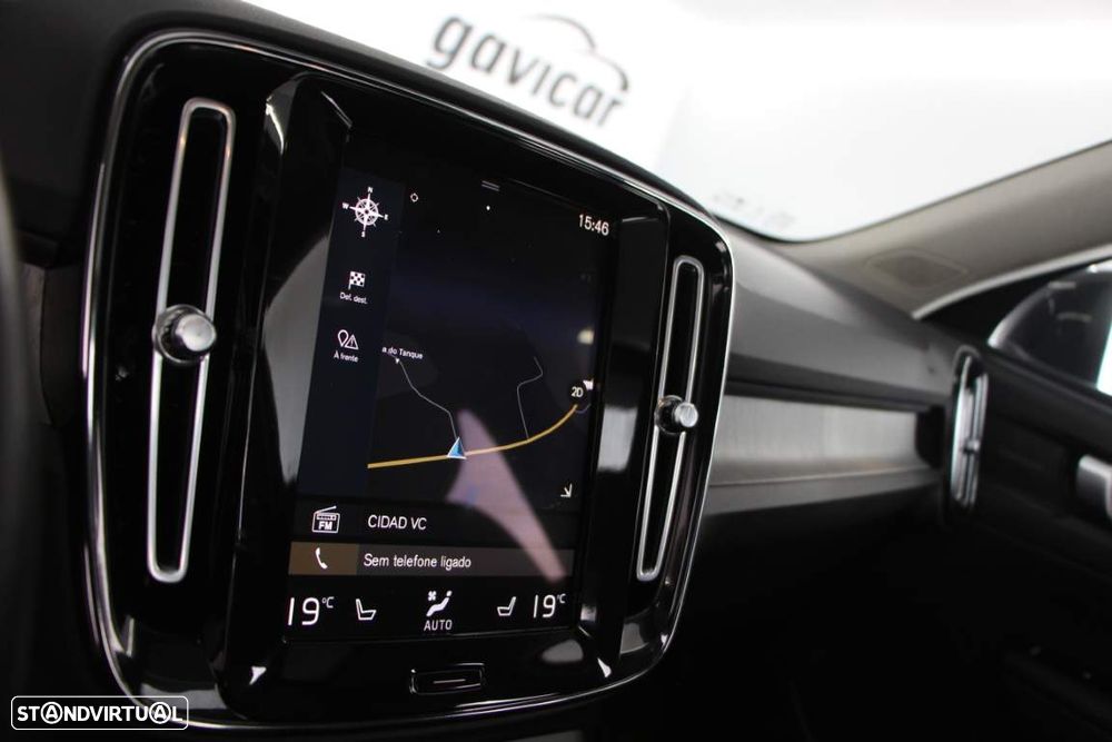 Volvo XC 40 2.0 B4 Inscription - 16