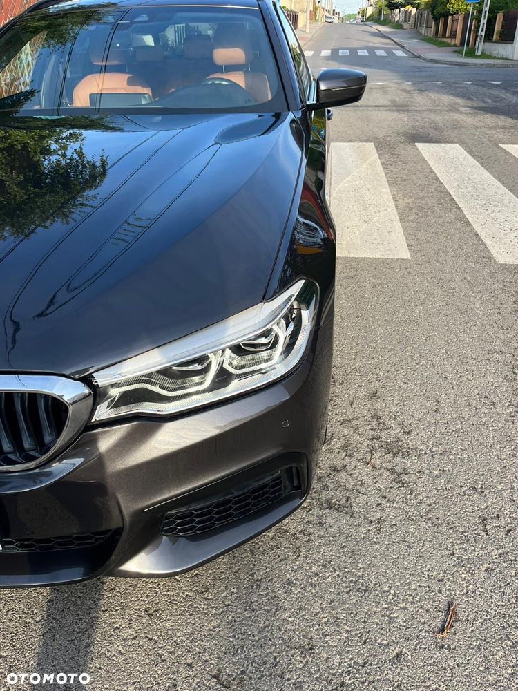 BMW Seria 5 520d M Sport Edition - 11