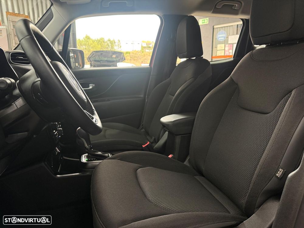 Jeep Renegade 1.3 T Night Eagle DCT - 15