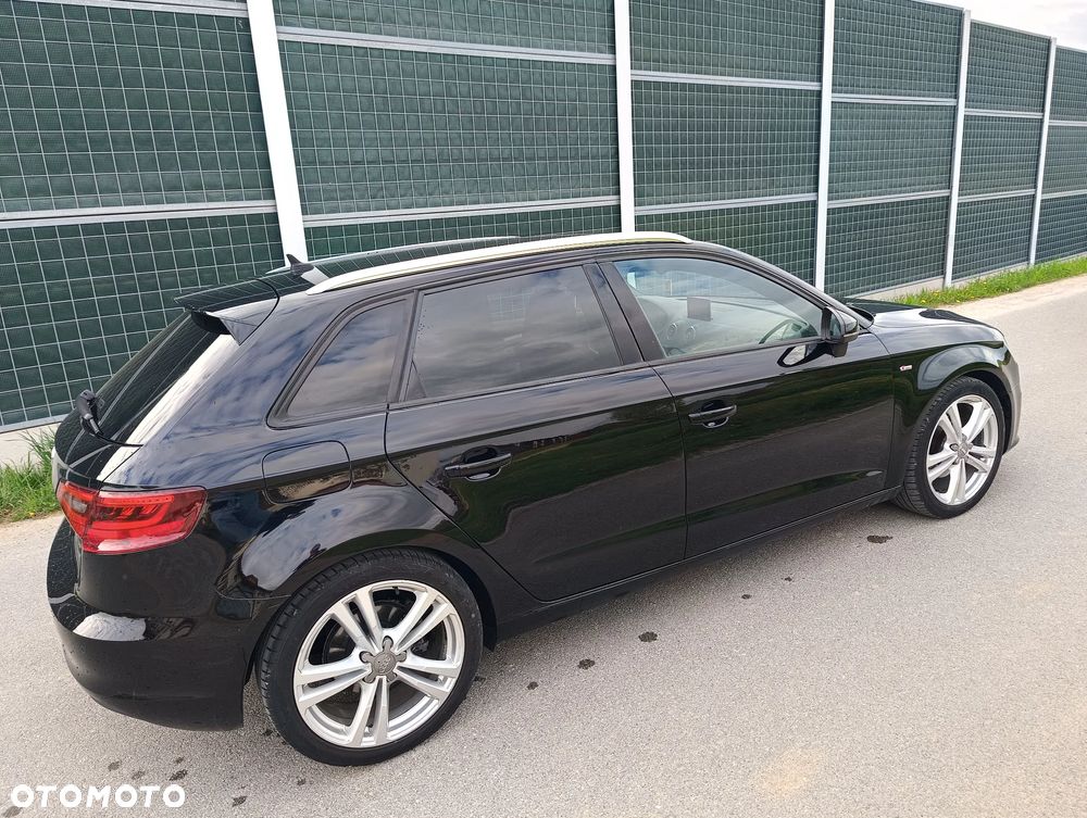 Audi A3 Sportback 2.0 TDI S line Sportpaket - 19