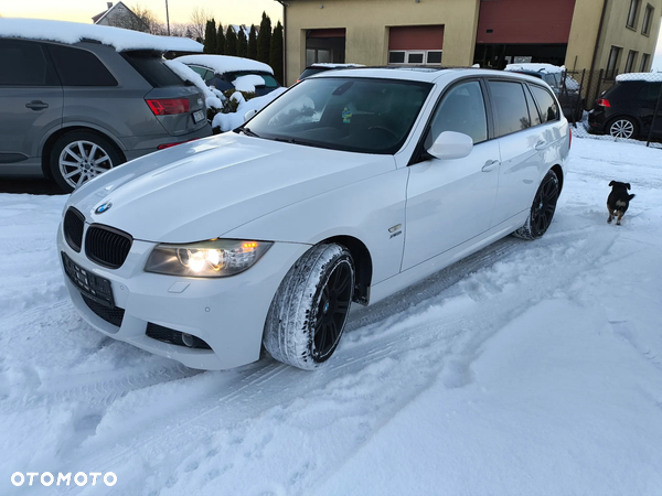 BMW Seria 3 320d xDrive DPF Touring