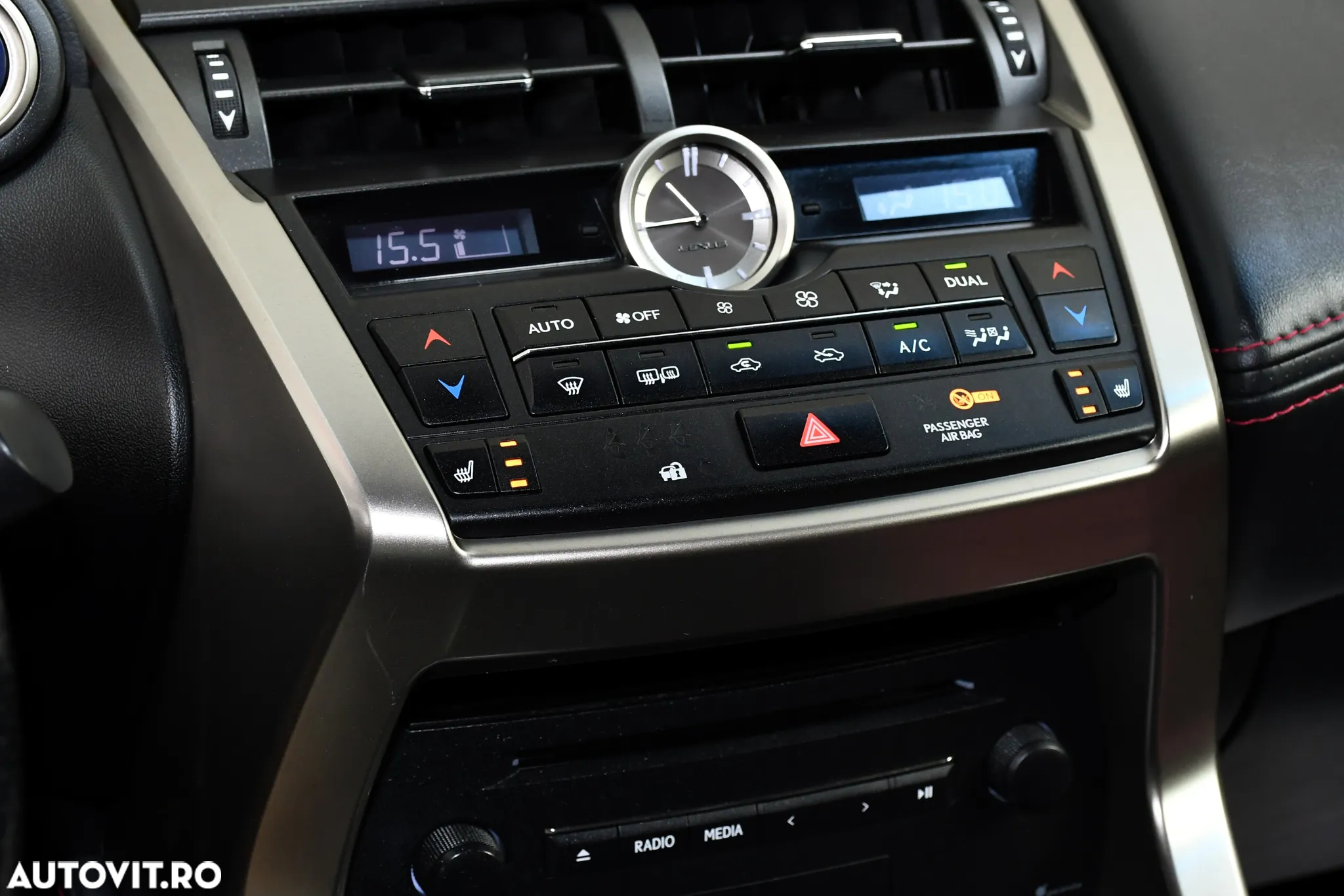 Lexus Seria NX 300h AWD F Sport - 16