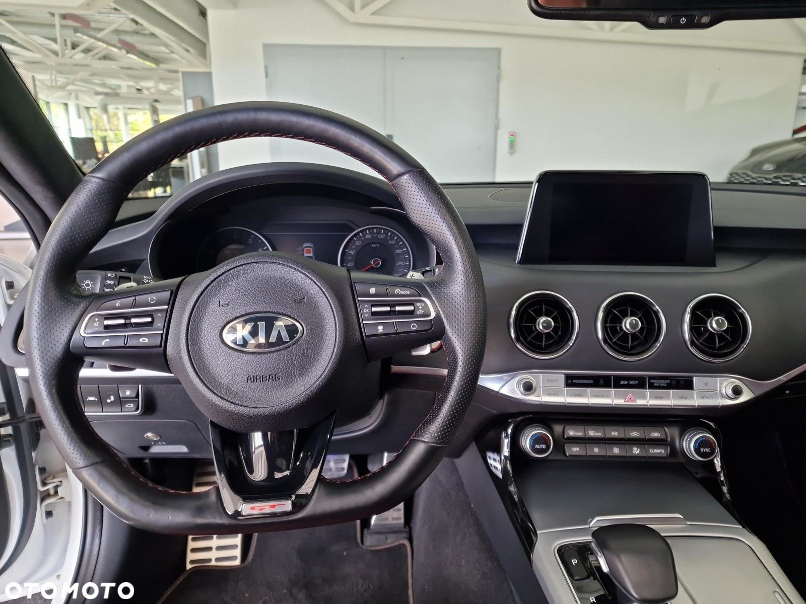Kia Stinger 3.3 T-GDI V6 GT AWD - 12