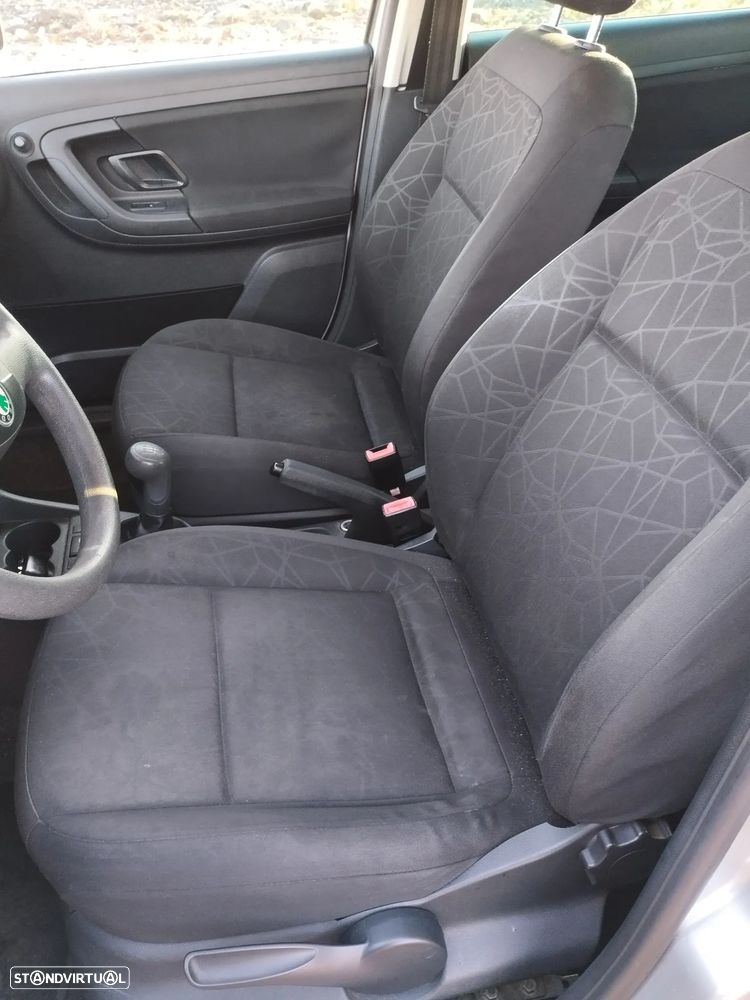 Skoda Fabia 1.2 Family - 8