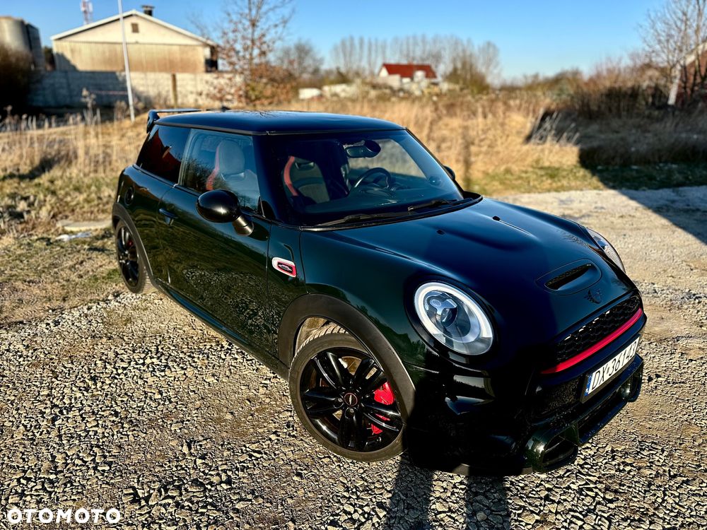 MINI John Cooper Works Essential Trim - 10