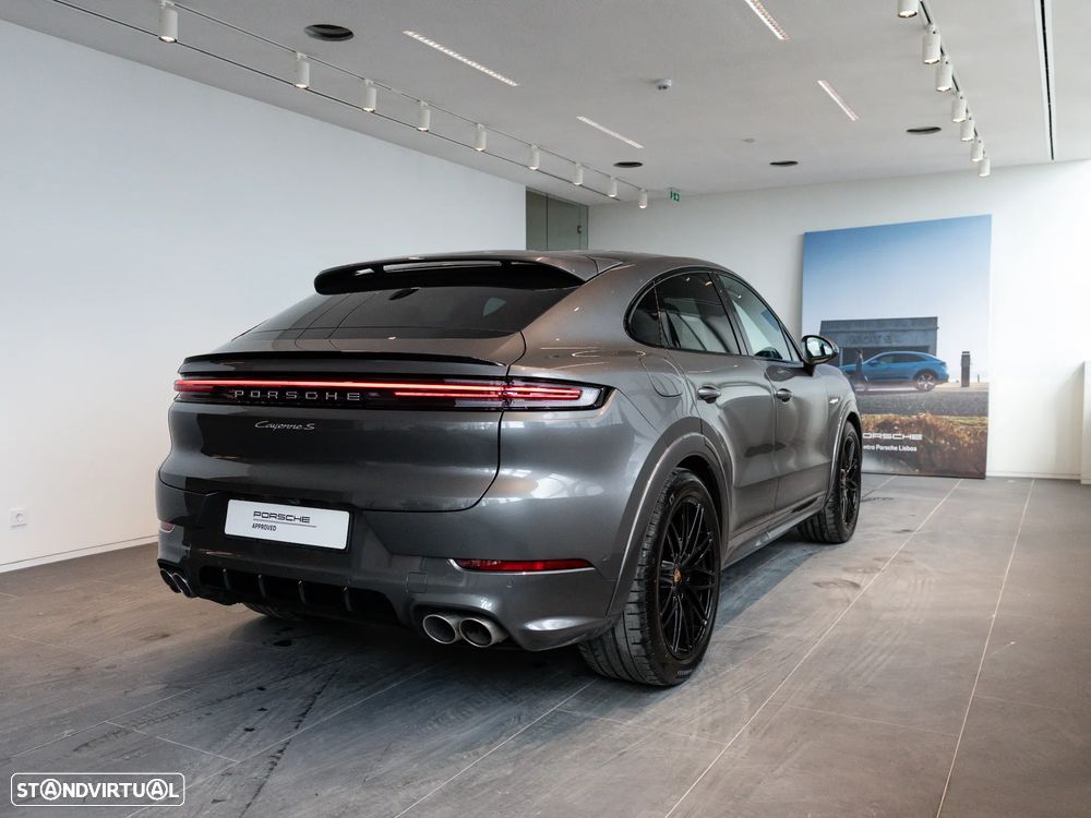 Porsche Cayenne Coupé S E-Hybrid - 3