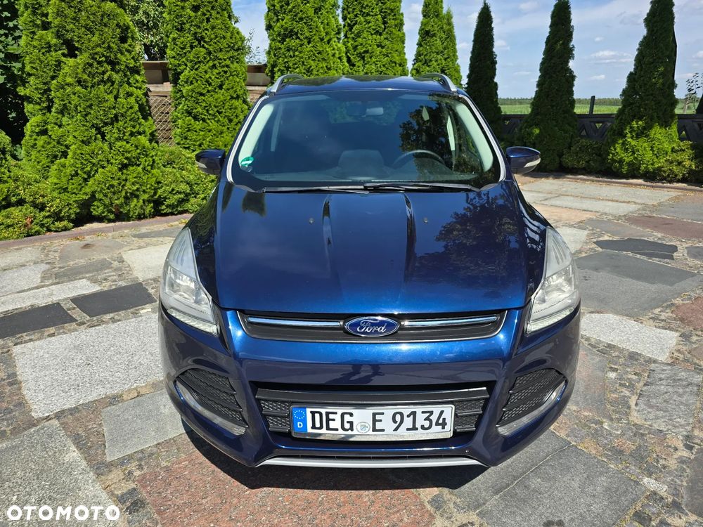 Ford Kuga 1.6 EcoBoost 2x4 Titanium - 11