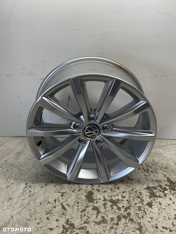 FELGA ALUMINIOWA 17 5X112 7J CENTR 57,1 ET 40 - 300.00 PLN - VW PASSAT B8 Variant (3G5, CB5) 2014 -
