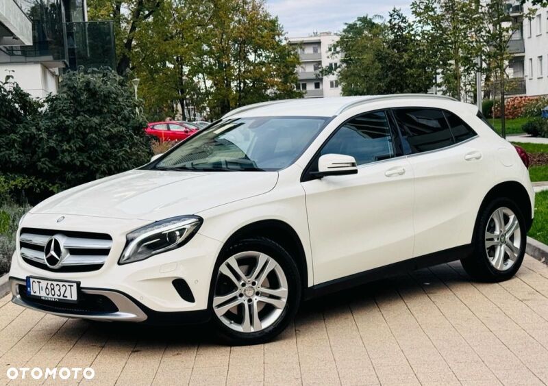 Mercedes-Benz GLA 250 4-Matic - 16