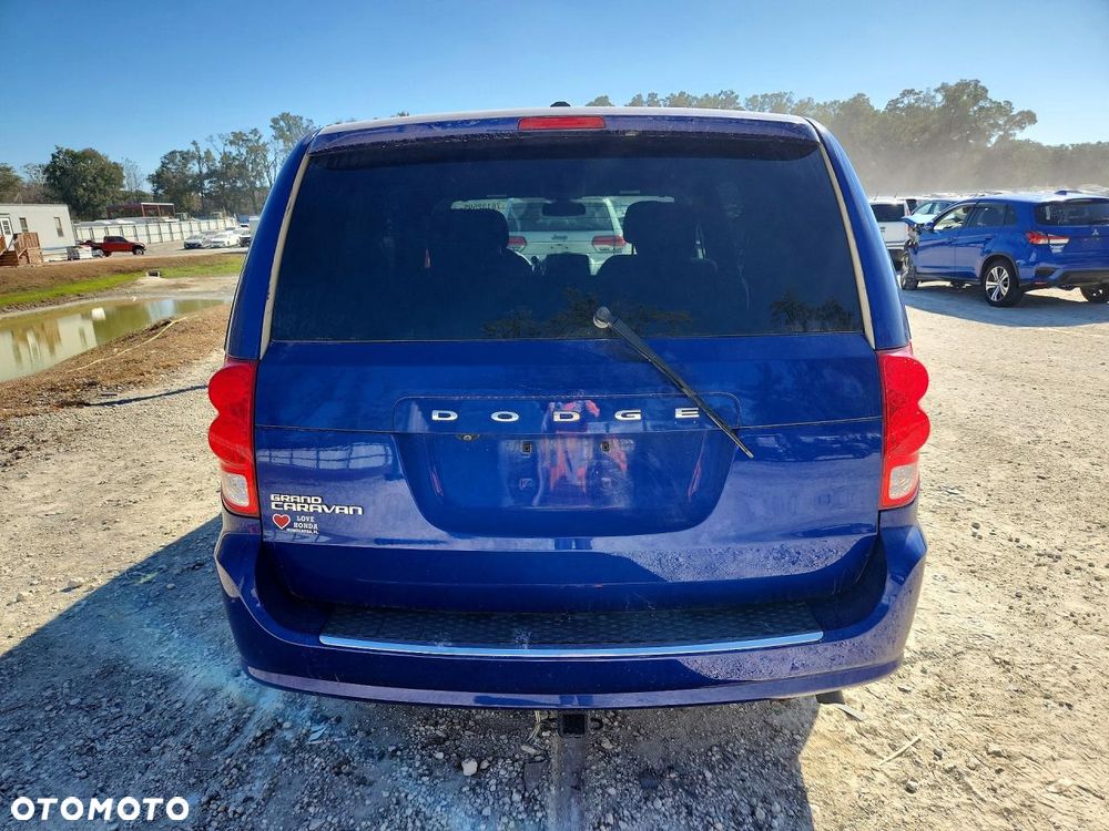 Dodge Grand Caravan - 7