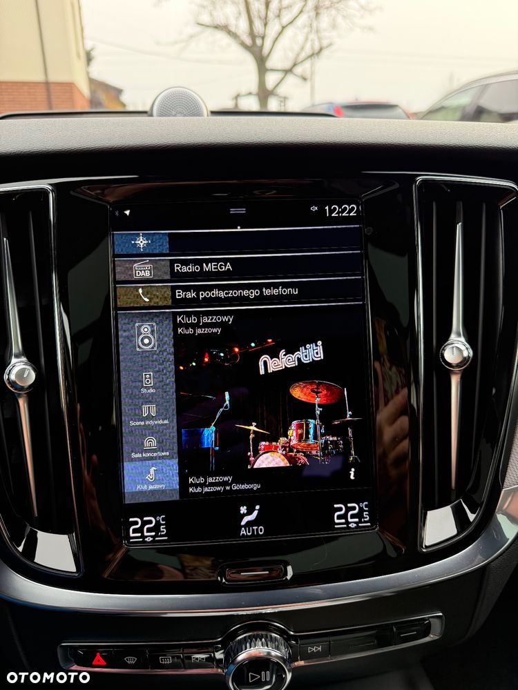 Volvo V60 B3 B Geartronic RDesign - 28