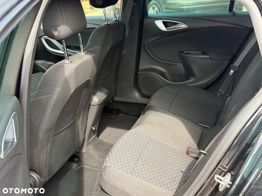 Opel Astra 1.4 Turbo Start/Stop Business - 6