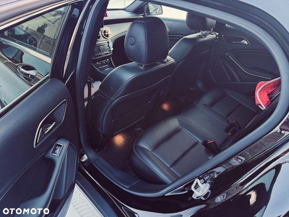 Mercedes-Benz GLA 250 7G-DCT Style - 3