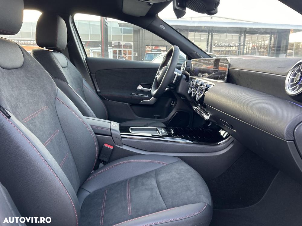 Mercedes-Benz A 250 e Sedan 8G-DCT AMG Line - 18